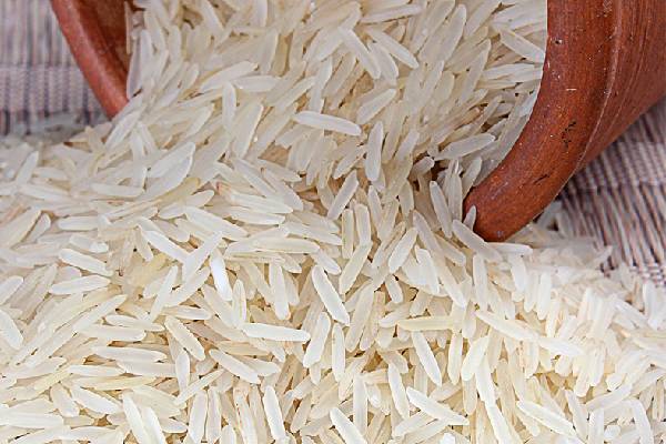 تحولات بازار برنج: چگونه تغییرات قیمت تأثیرگذاری بر خرید و فروش دانه سفید دارد؟