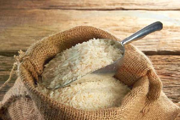 راهنمای خرید عمده: تفاوت بین برنج های معطر درجه یک و انتخاب بهترین گزینه